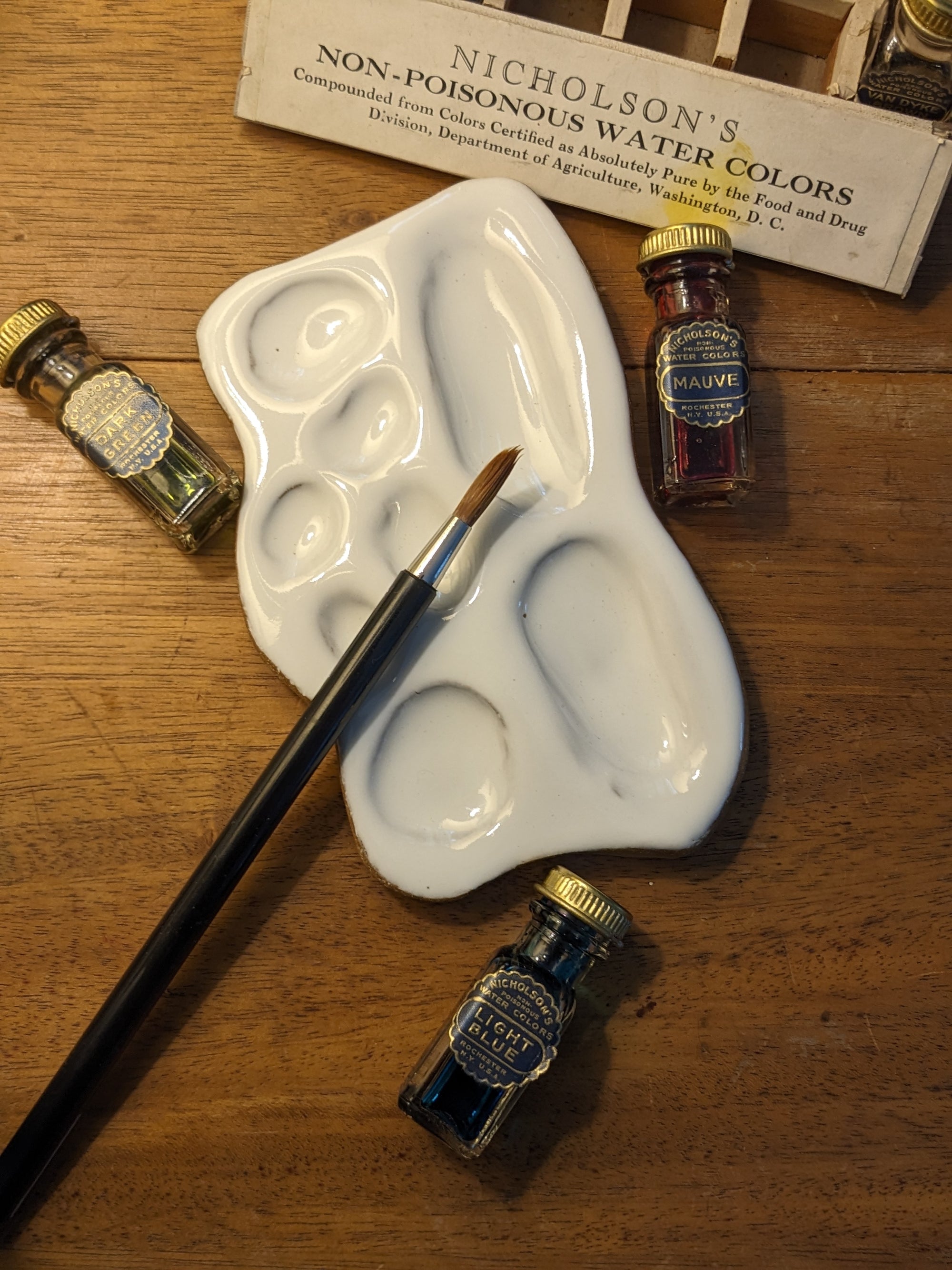 8 pan organic, handmade ceramic palette for mixing watercolor paints