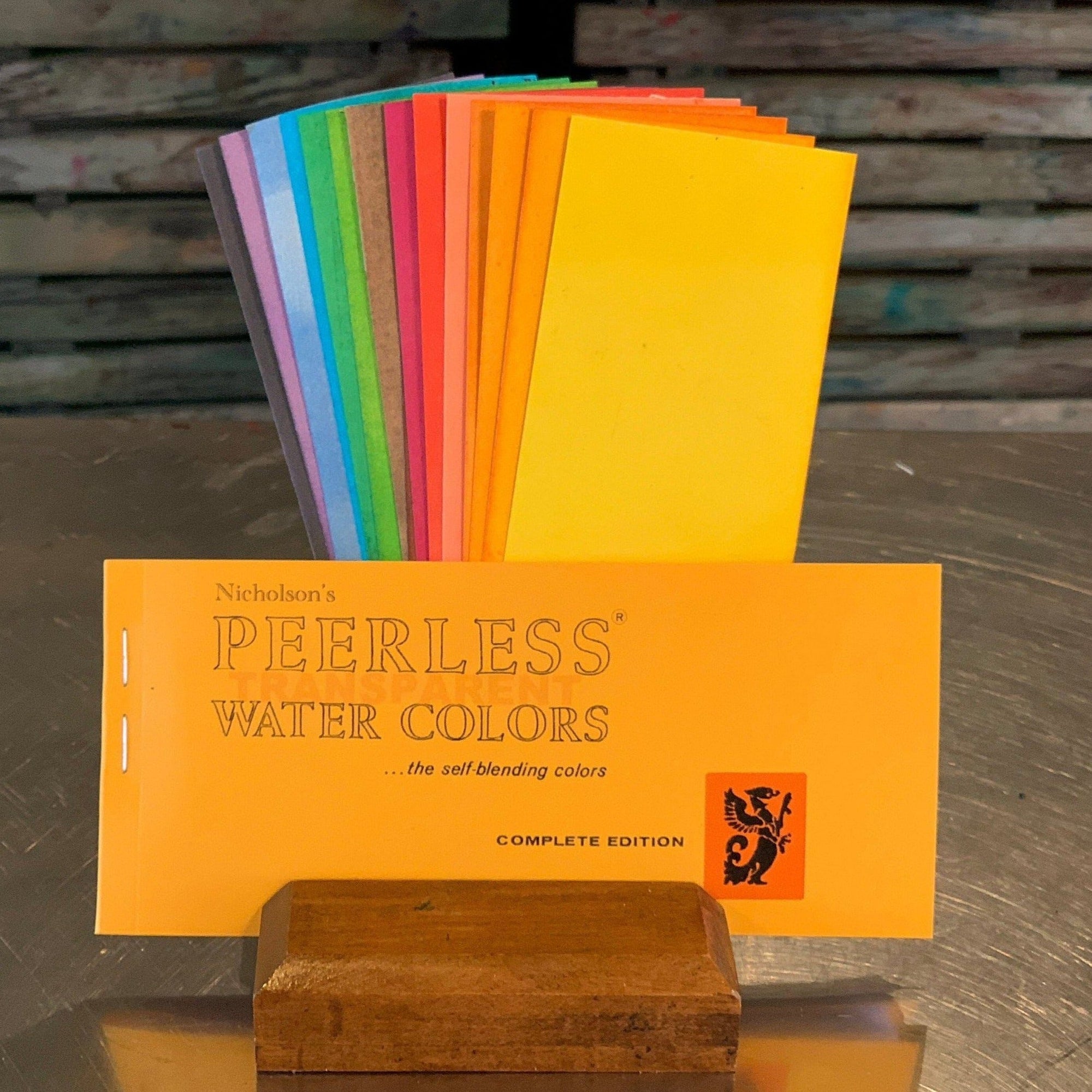 full profile view of the original complete edition. This is the first travel watercolor palette peerless watercolors ever created and it still is one of our best sellers to this very day. The 15 watercolors included are non-toxic, vibrant, and easy to use